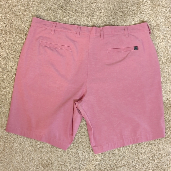 PGA Tour Perry Ellis Pink Flat Front Moisture Wicking UPF 50 Men's Shorts 42 - Picture 1 of 14